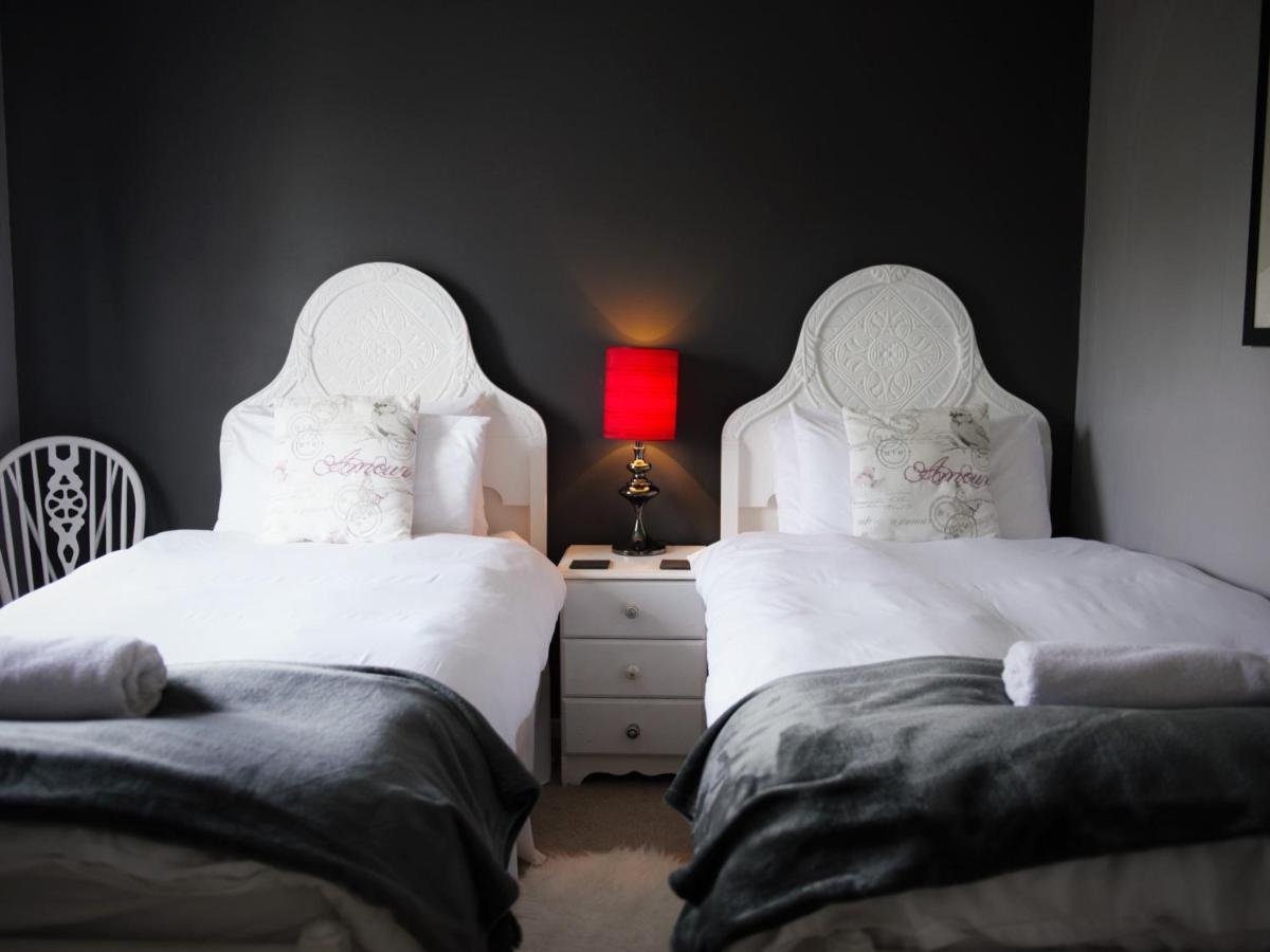 ويلْزْ Worth House Bed And Breakfast الغرفة الصورة